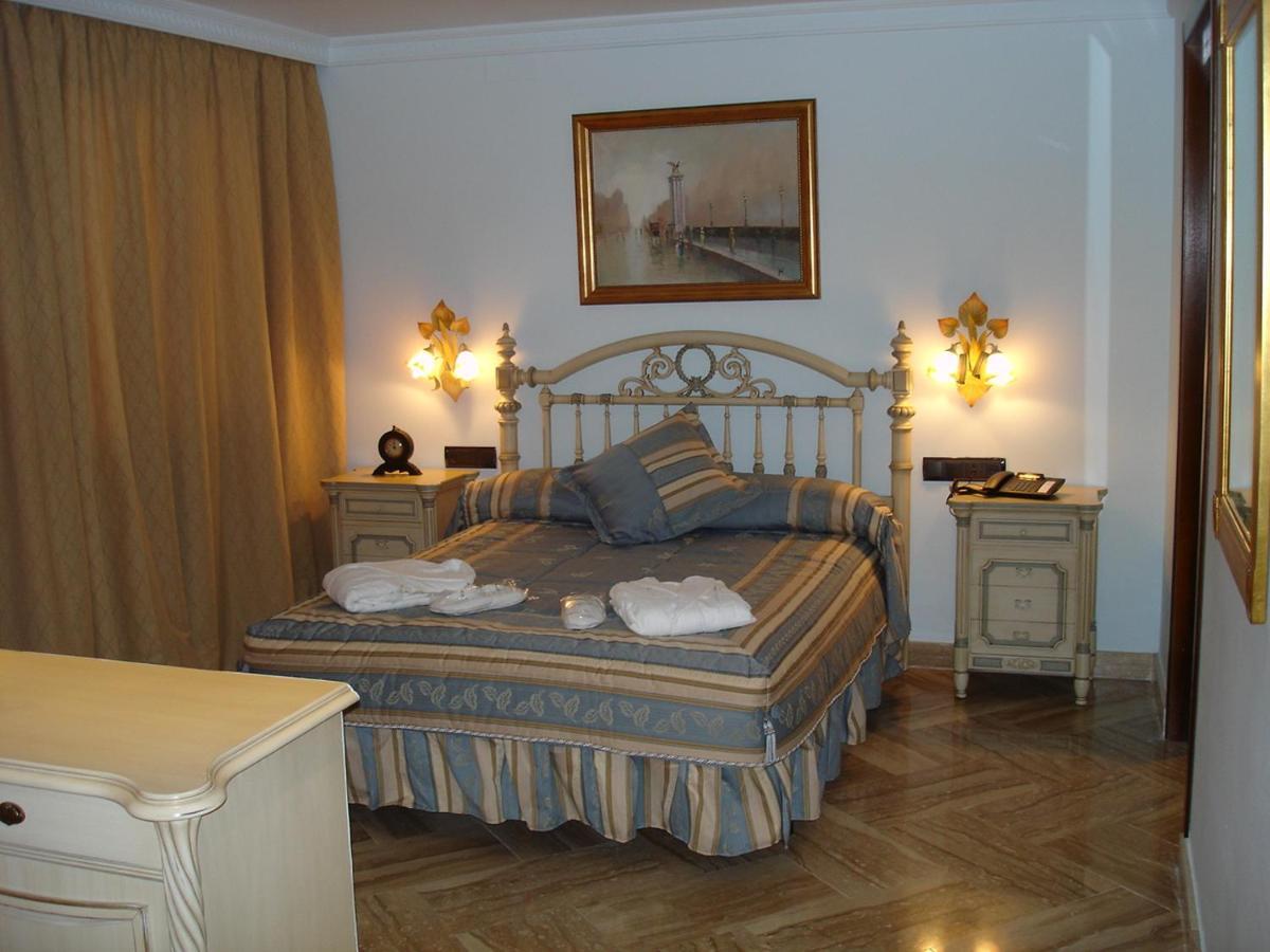 Hotel Hacienda Don Manuel Granja de Torrehermosa Екстер'єр фото